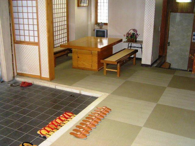 Hotel Kadoya Yamanouchi  Esterno foto