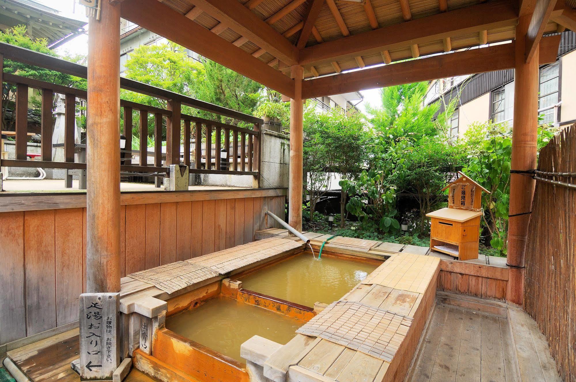 Hotel Kadoya Yamanouchi  Esterno foto